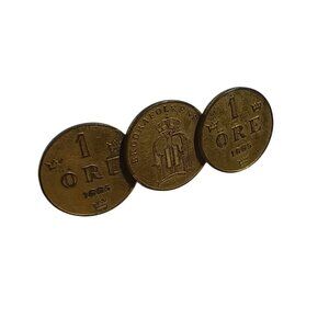 Vintage Swedish 1 Ore Coin Brooch 1885 Ekornafolkens Design Pin